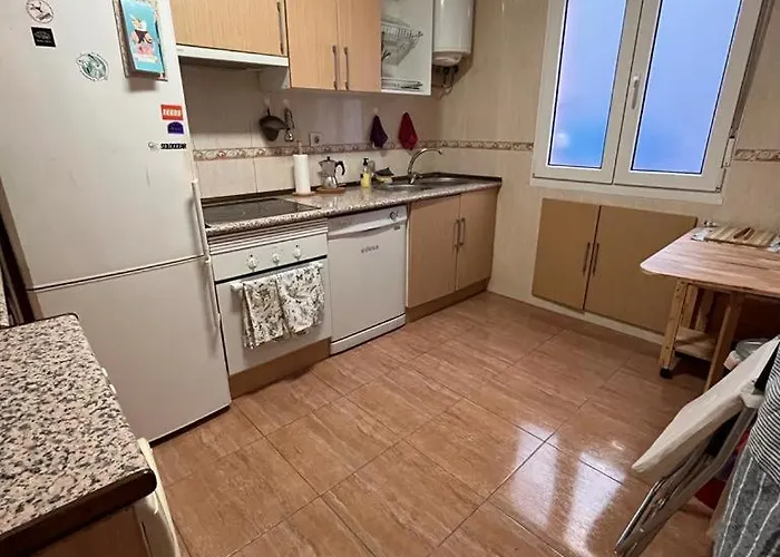 Privatunterkunft Cerca Del Centro, Bano Y Cocina Compartida